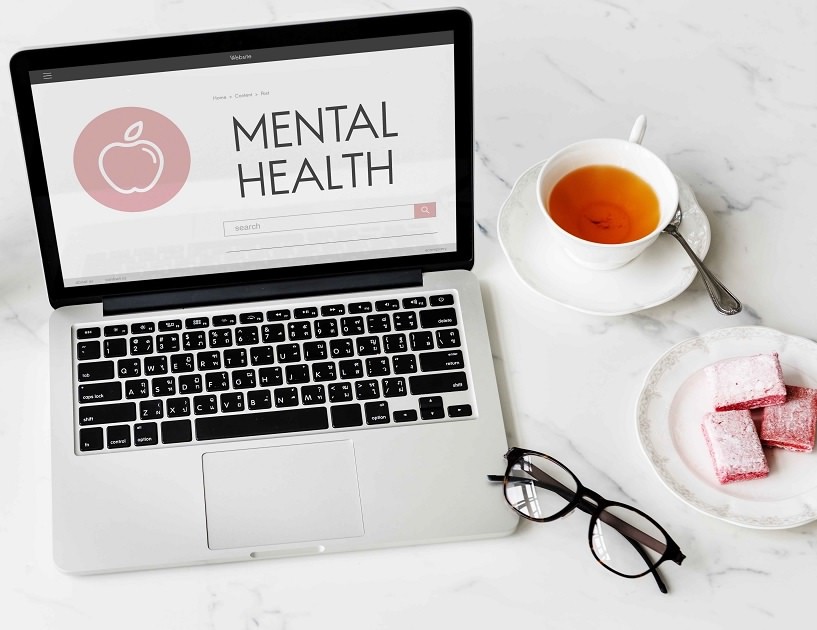 چرا طراحی سایت برای روانپزشکان ضروری است؟ 4 mental health emotions disorders concept